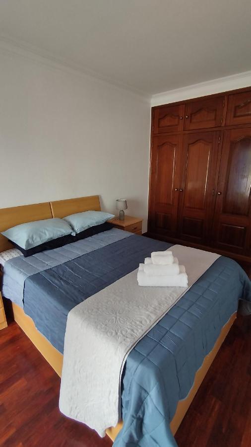 Quarto Com Varanda No Centro Em Taviraアパートメント エクステリア 写真